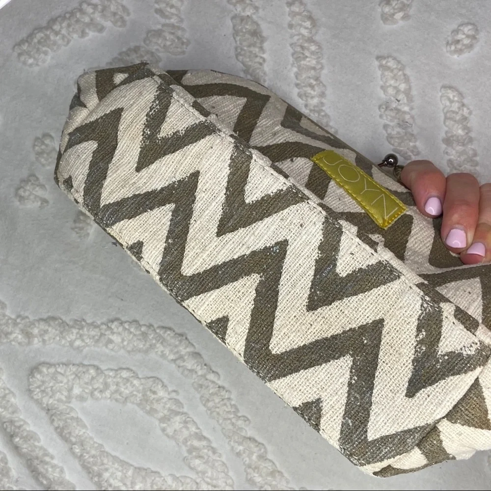 JOYN | handmade | INDIA | snap clutch